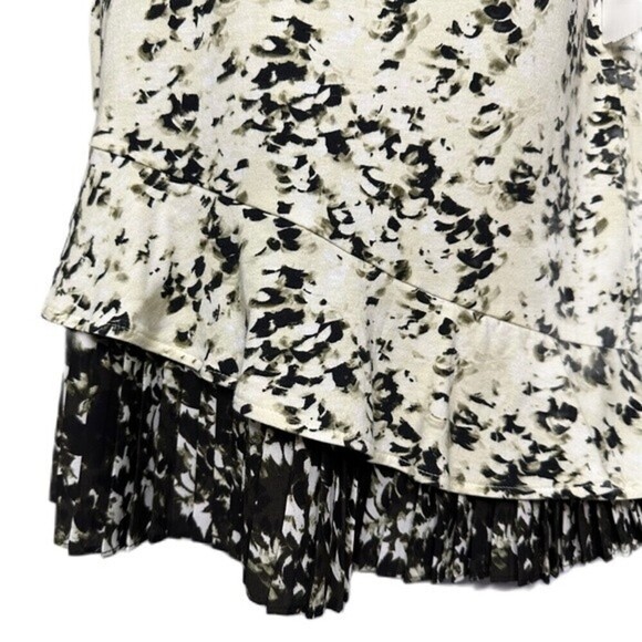 Simply Vera Wang PXS Ruffled Short Sleeve‎ Sprinkled Pattern Top - Picture 4 of 12